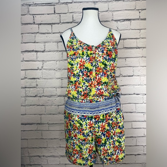 Cabi Floral Adjustable Waist Boho Romper Playsuit size Small - Picture 2 of 12